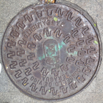 Manhole vigo small