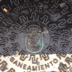 manhole vigo small