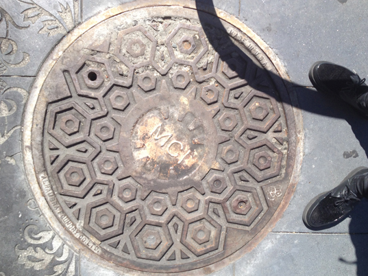 san fran manhole big
