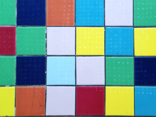COULR TILES B